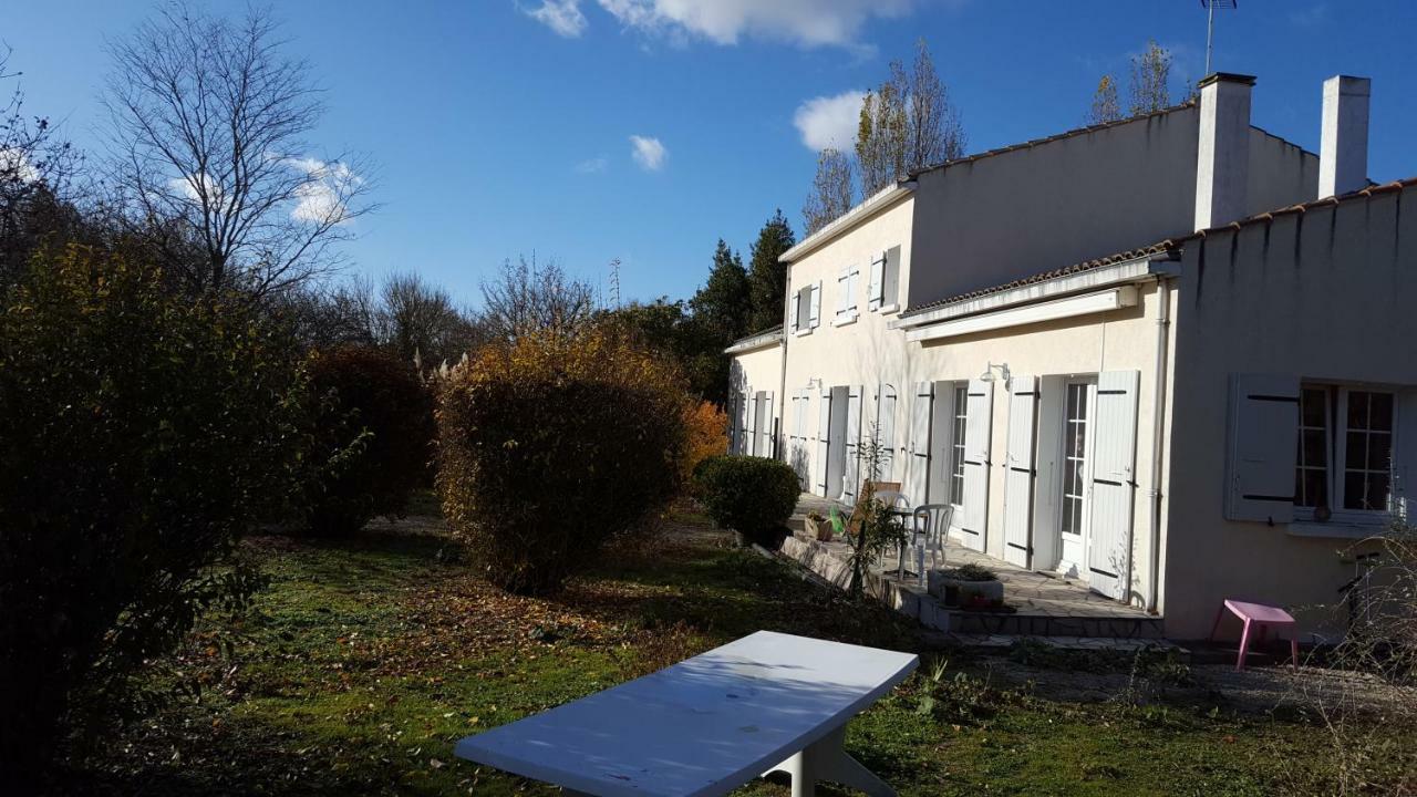 L'Abri D'Emilie - Chambre D'Hotes Saint-Xandre Esterno foto