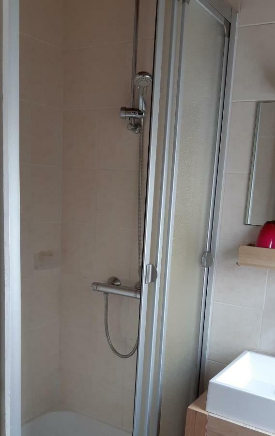 L'Abri D'Emilie - Chambre D'Hotes Saint-Xandre Esterno foto