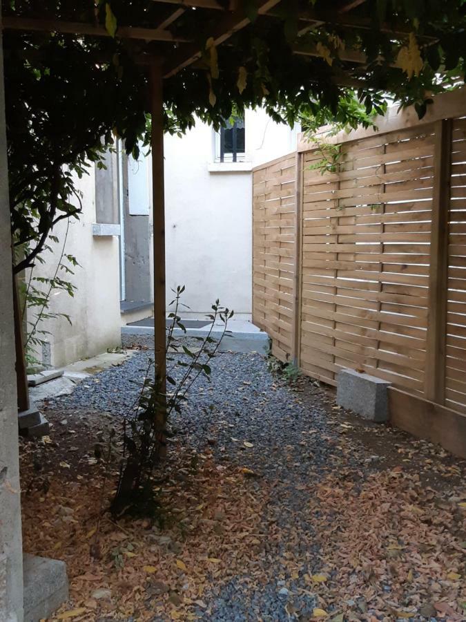 L'Abri D'Emilie - Chambre D'Hotes Saint-Xandre Esterno foto