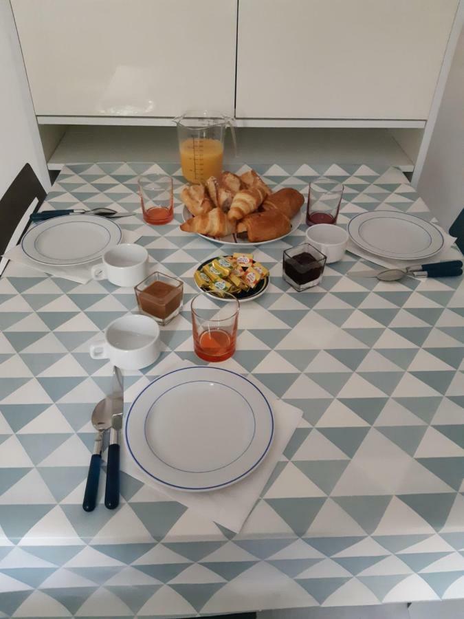 L'Abri D'Emilie - Chambre D'Hotes Saint-Xandre Esterno foto
